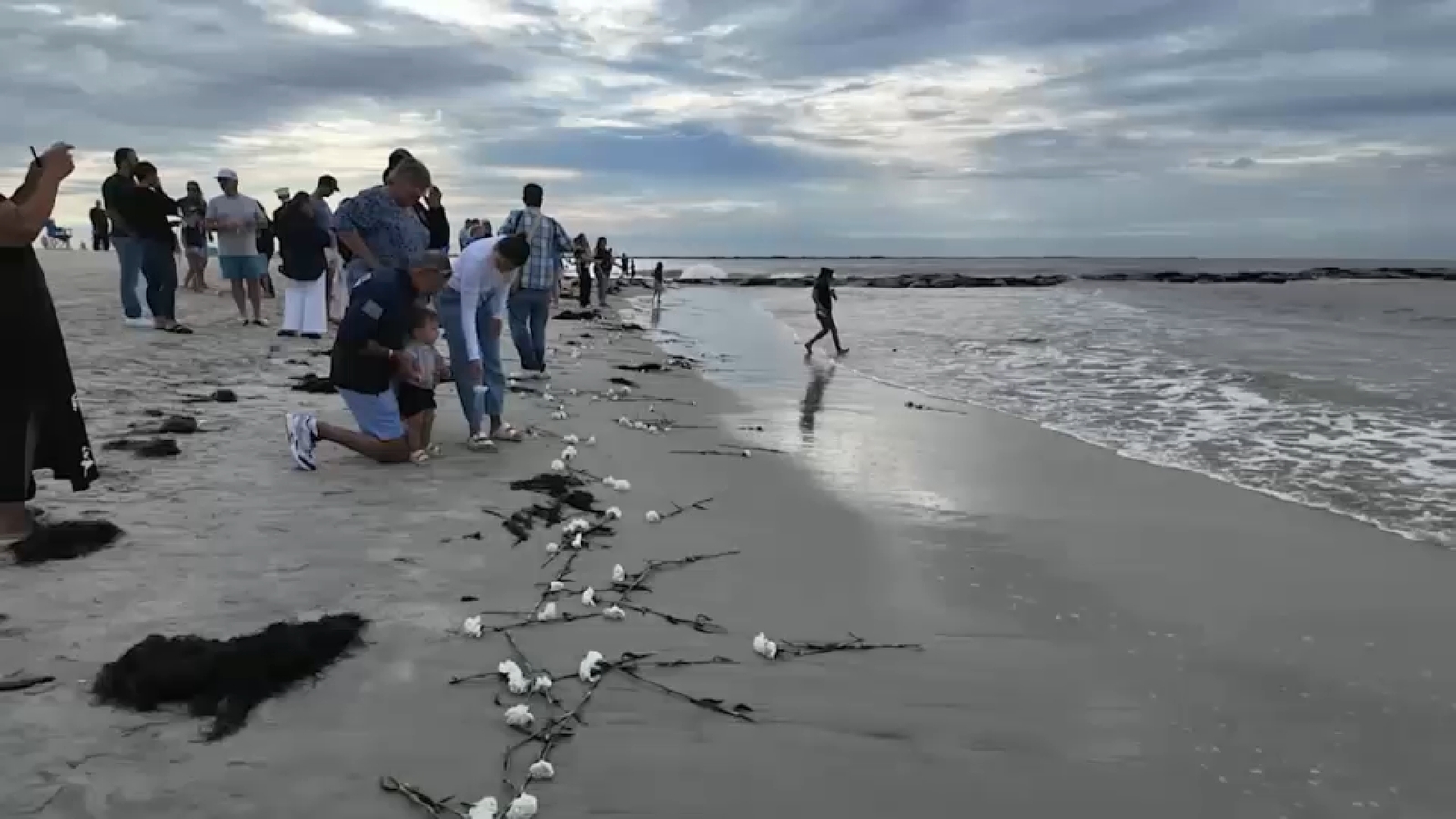 Long Islanders reflect on loss and healing on 9/11 at Point Lookout ceremony