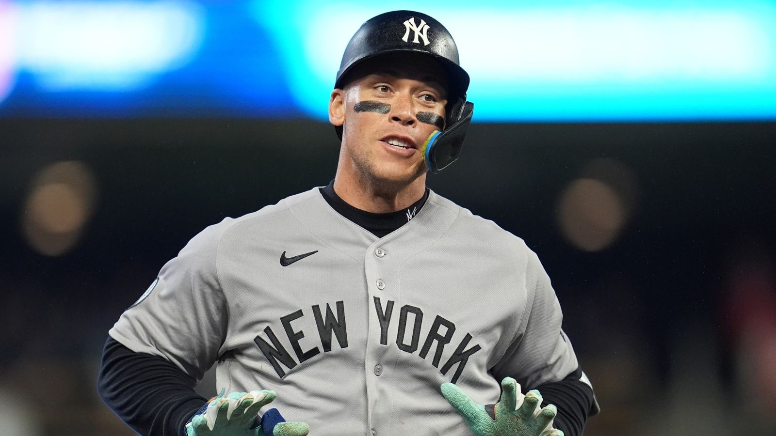 New York Yankees clinch playoff berth with with Toronto Blue Jays' loss to the Detroit Tigers