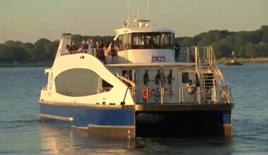 Bronx advocates call for public ferry service and Harlem waterfront greenway at rally