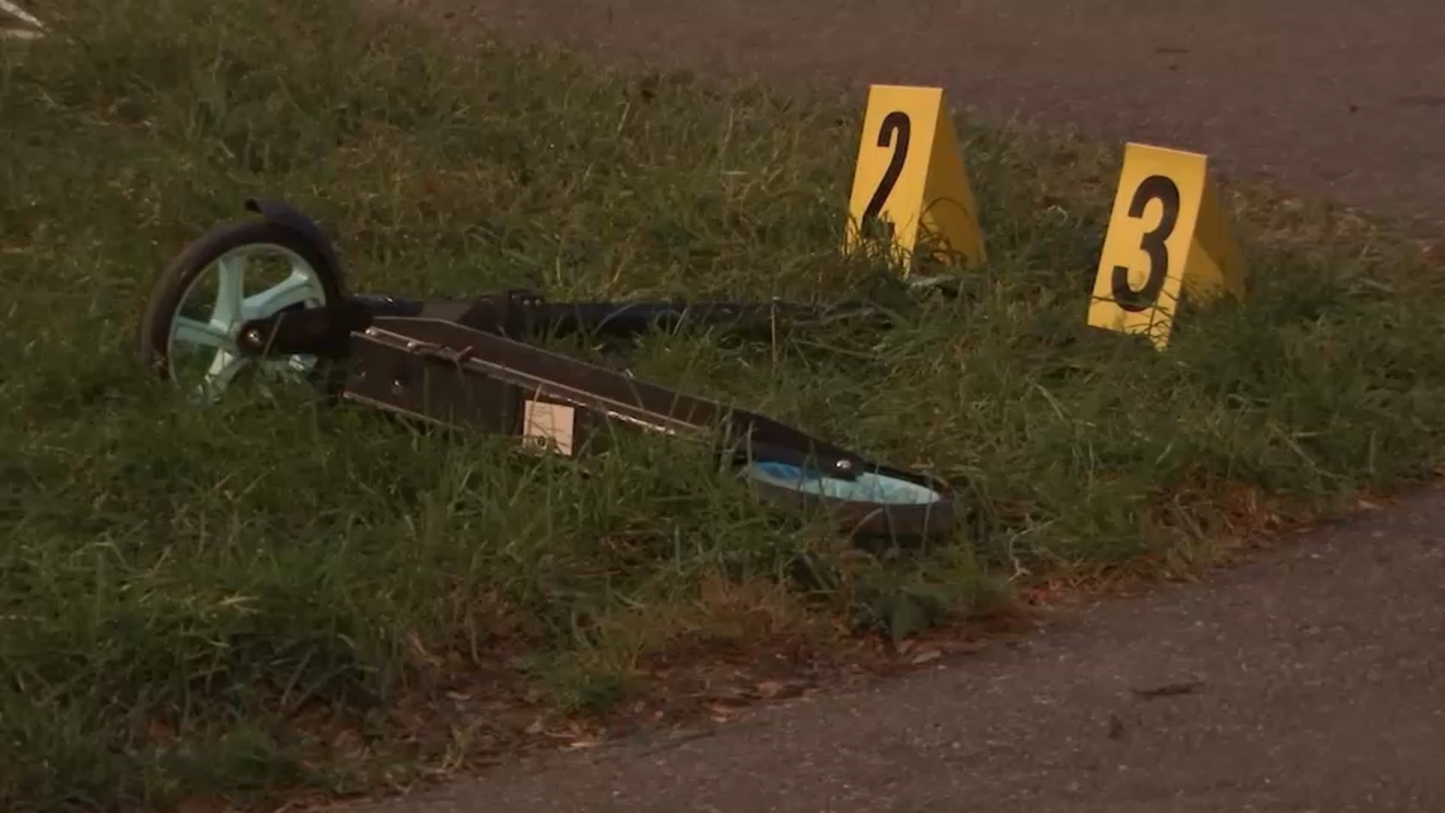 Queens teen killed: NYPD searching for suspect after 14-year-old boy shot in back over scooter in Edgemere