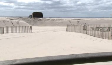Nor'easter threatens Long island with coastal flooding, beach erosion, and wind damage