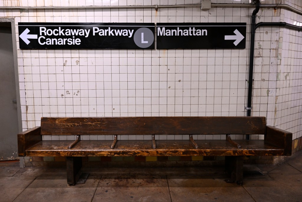 L train sign