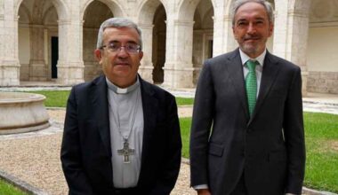 Archbishop Luis Argüello and Alberto Díaz Pico.