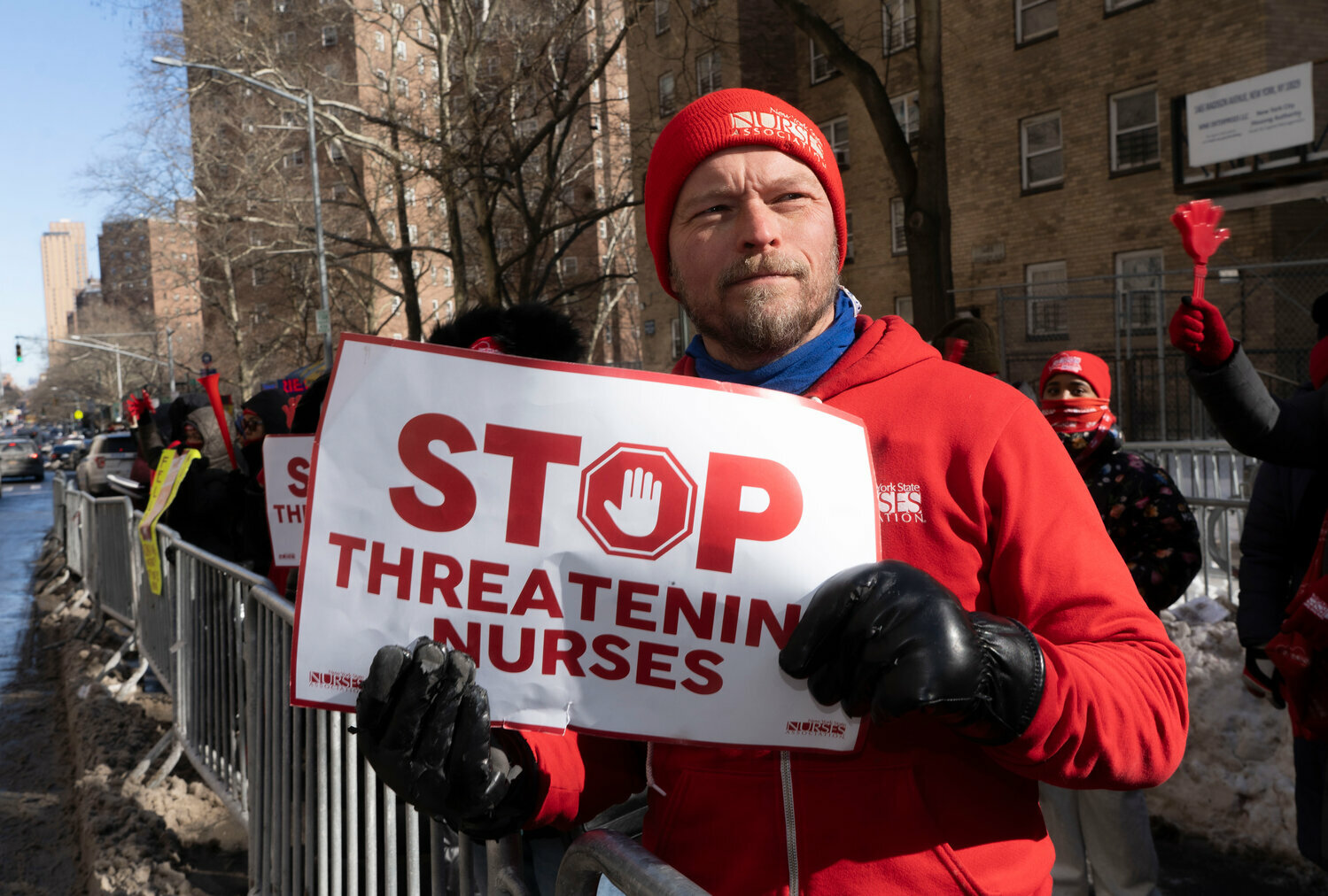 A new contract covering nurses at NewYork-Presbyterian Brooklyn includes safe staffing standards language intended to speed up the grievance process, improvements to weapons detection systems for increased safety, safeguards against artificial intelligence, additional paid time off for nurses who are victims of workplace violence and annual four percent wage increases across the life of the agreement.