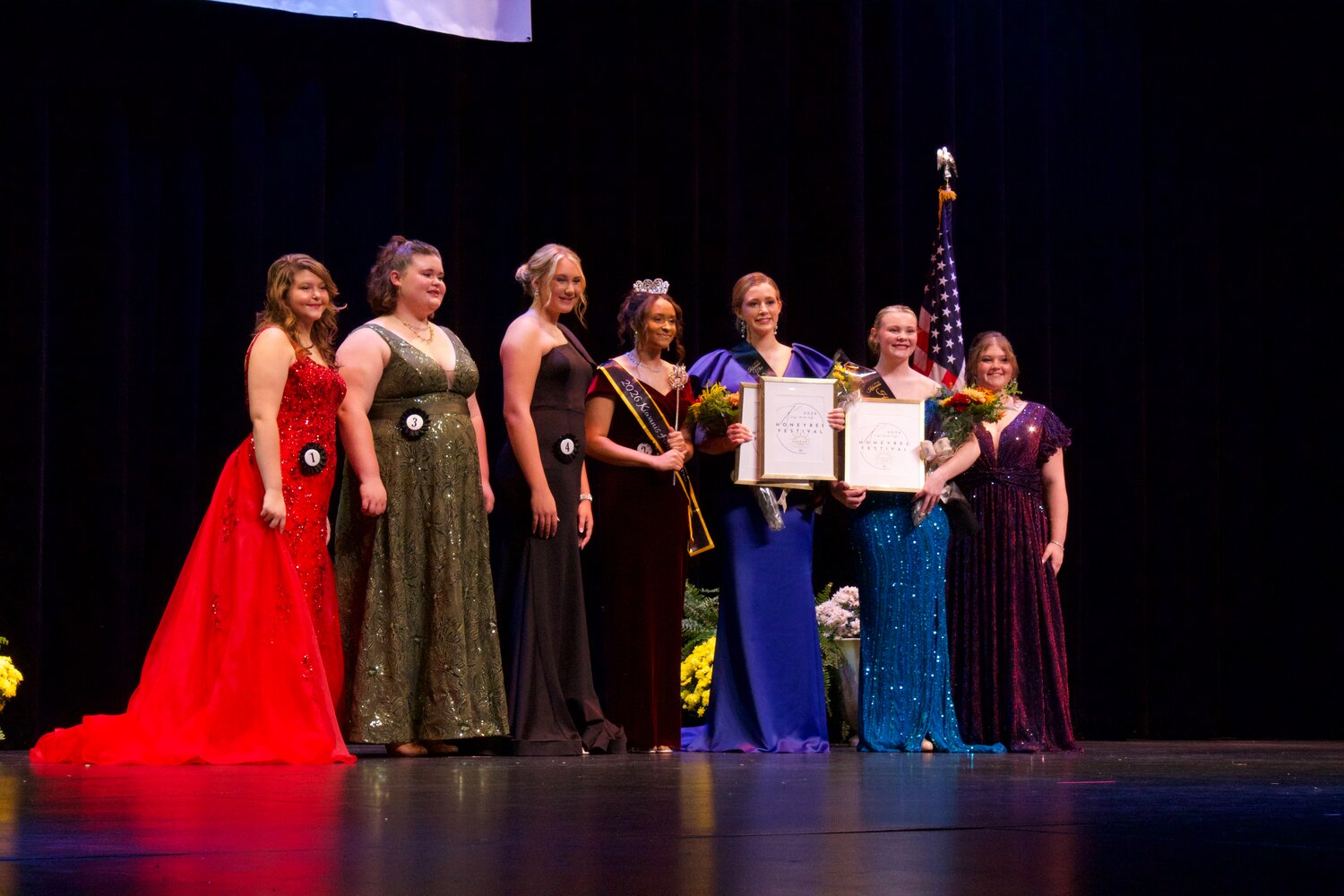 Honeybee pageant crowns two new queens