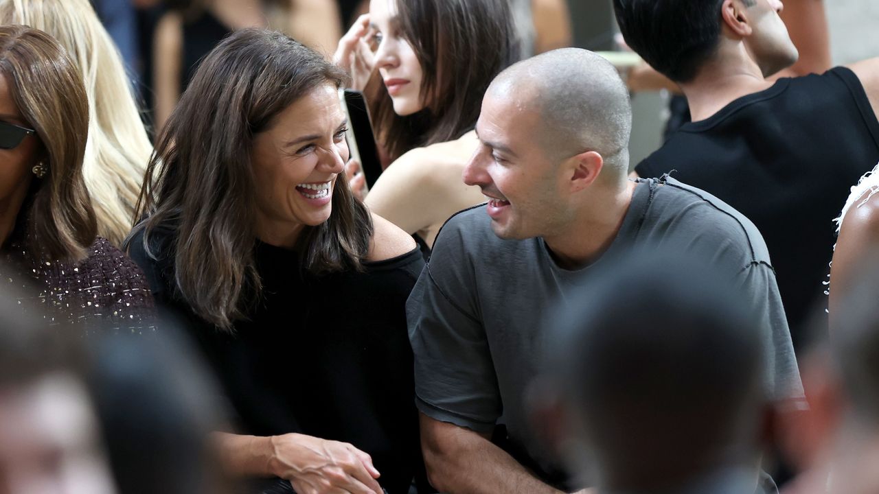 Katie Holmes Makes Her Relationship New York Fashion Week-Official