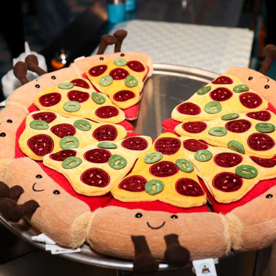 Jellycat Diner Gets a New Menu of Characters at FAO Schwarz
