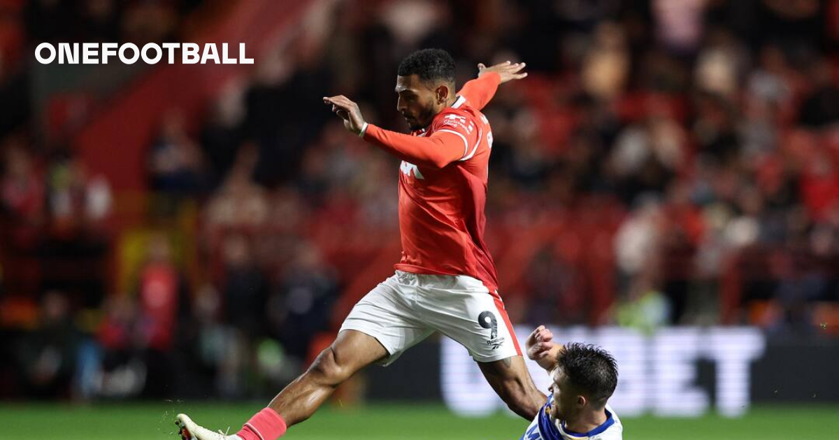 Charlton hold Queens Park Rangers as play-off rivals stay level