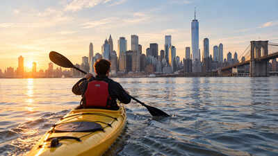 After rejecting the bus and subway, a New Jersey marketing executive kayaked to Manhattan and walked to work; four years on, his Hudson commute took only 45 minutes