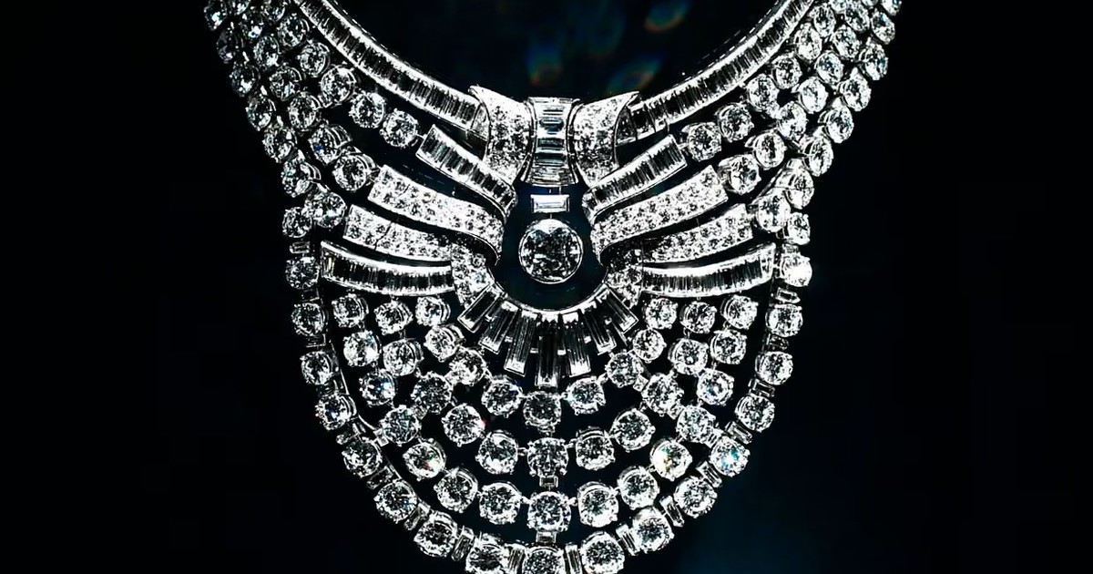 Thieves steal Egyptian queen’s 673-diamond necklace, last sold for $4.3 million, in Vienna museum raid