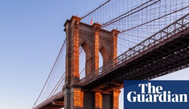 New York City police fatally shoot man who climbed up Brooklyn Bridge cables | New York
