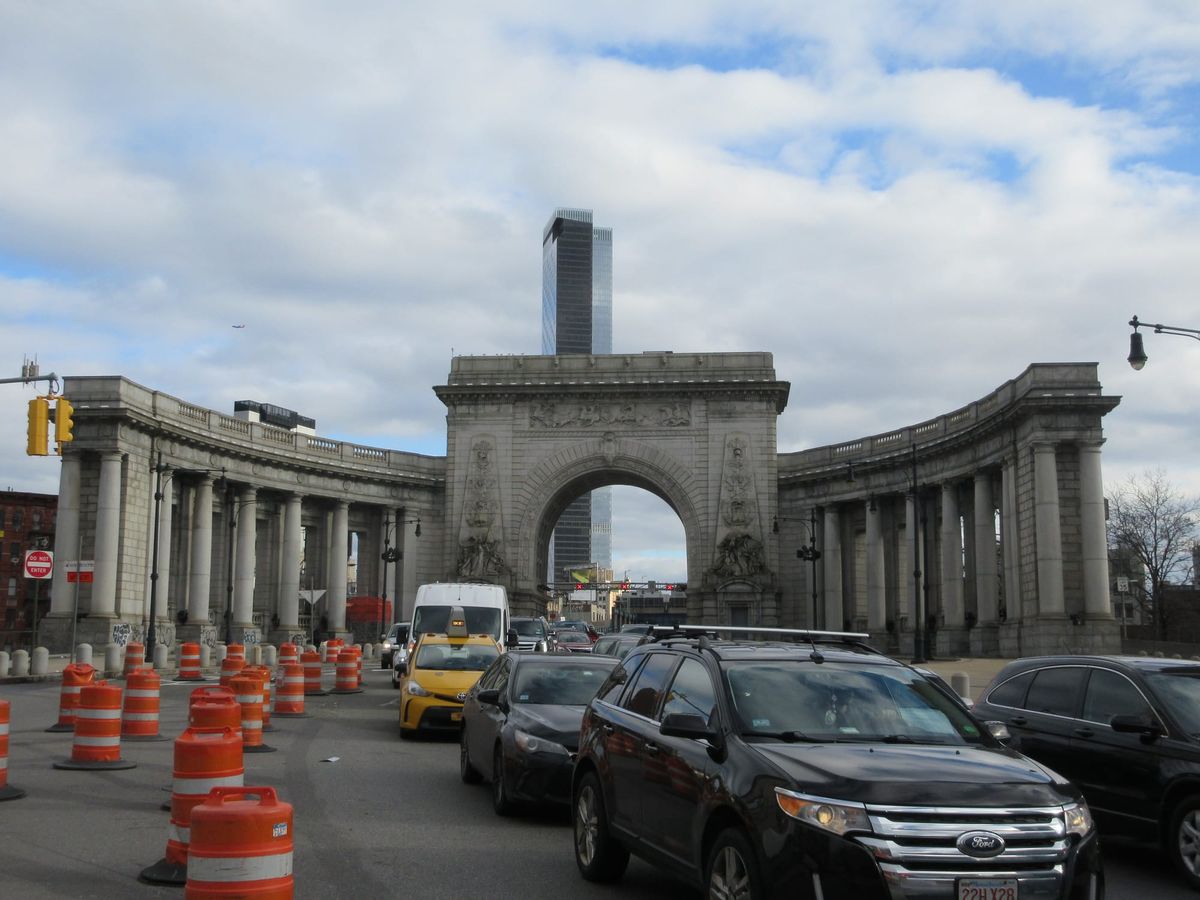 The Manhattan Bridge Death Trap