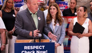 NYC Council asks court to dismiss Mamdani lawsuit to block $10K bonus for teacher aides