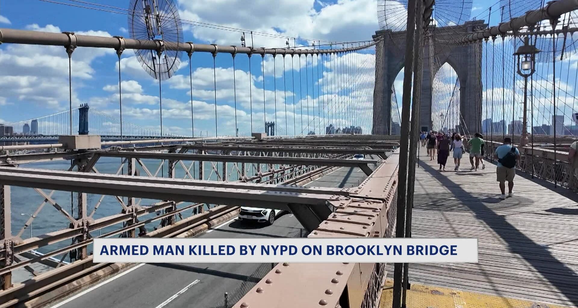 News 12 | Brooklyn | I Have A Bomb Knife Wielding Man Fatally Shot By Police On Brooklyn Bridge