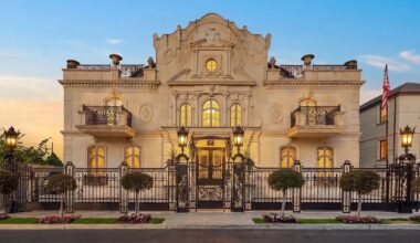 The Mansion Big Enough to Shock Manhattan Beach