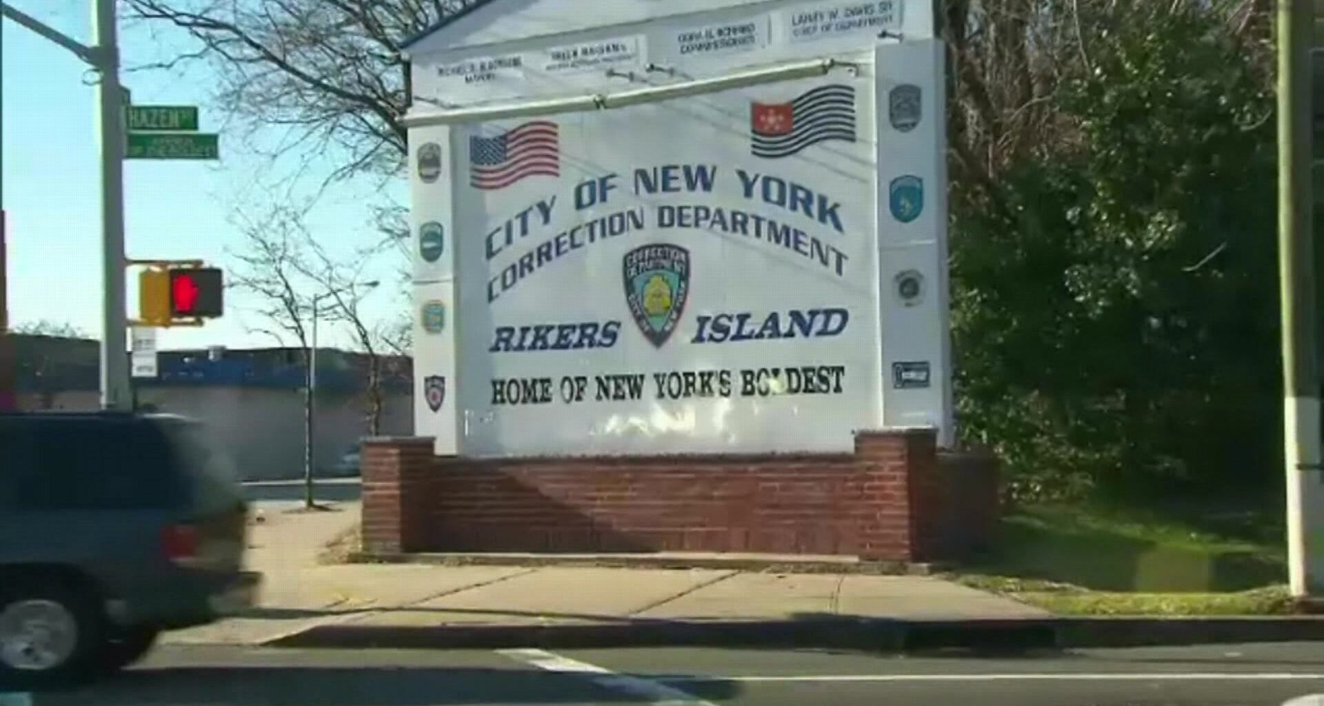 News 12 | Bronx | Captain 3 Officers Wounded During Attack On Rikers Island