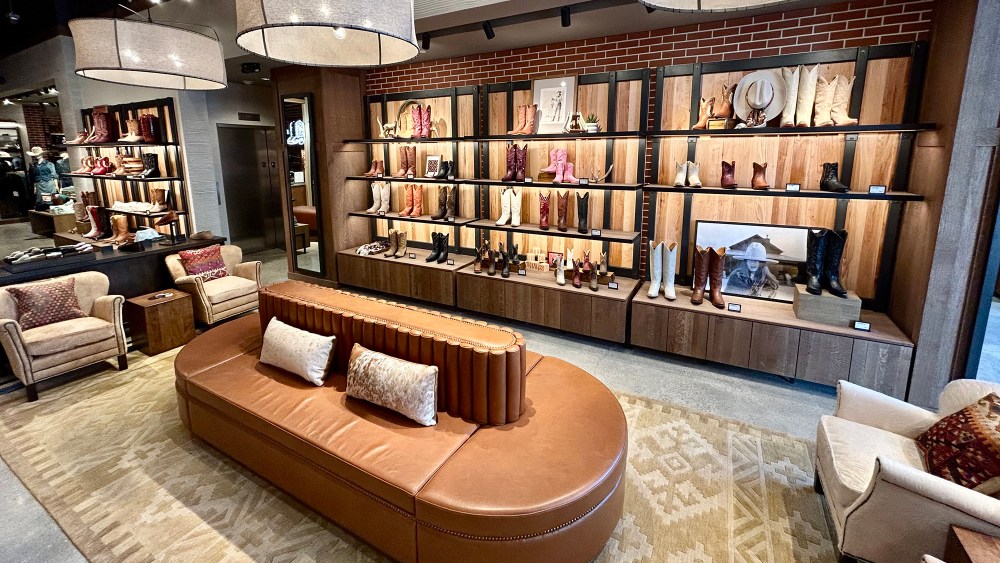 Tecovas, Williamsburg, Brooklyn, store, retail, shoes, footwear, shoe store, boots, cowboy boots, western boots