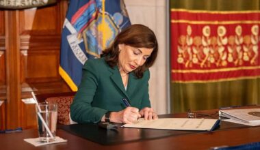 Hochul signs New York 'union protection' bill into law | New York