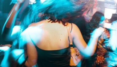 New York changes dancing rules for bars, restaurants