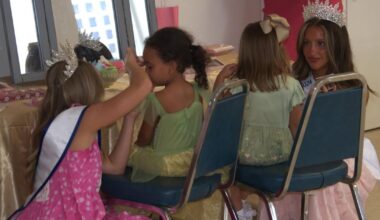 Tea with the Queens | Hartsville