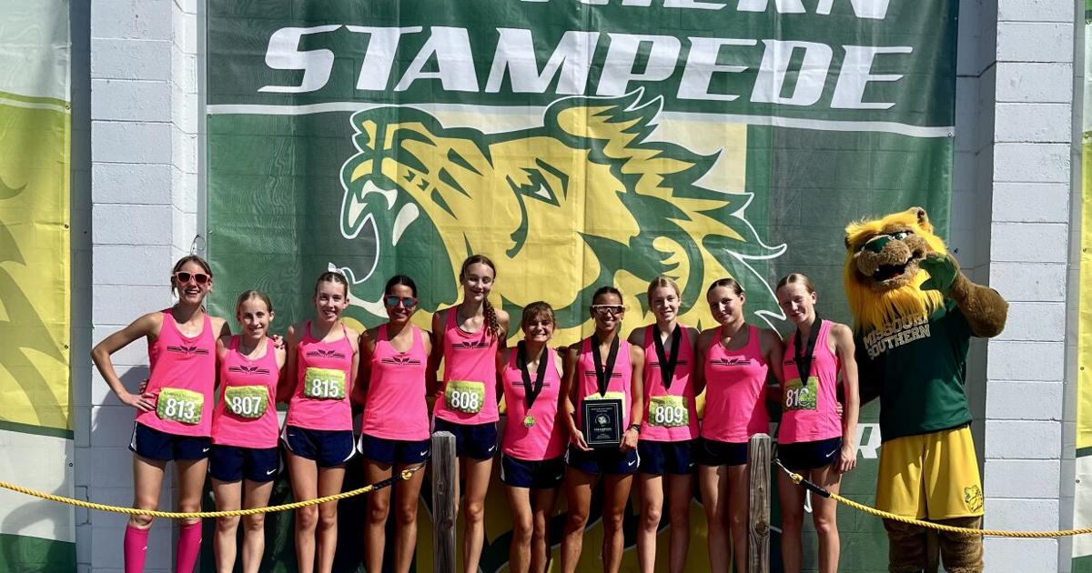 Manhattan XC girls repeat at Southern Stampede, Converse sets new school record | Sports