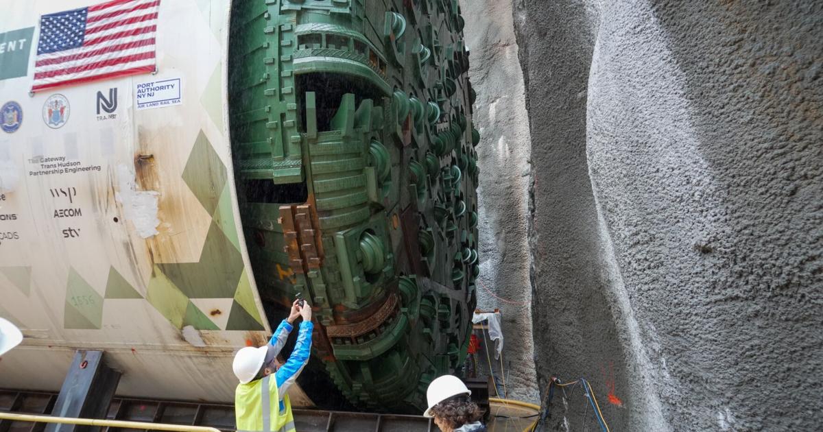 Powerful drill roars to life to dig Hudson River tunnel connecting New York and New Jersey | National News