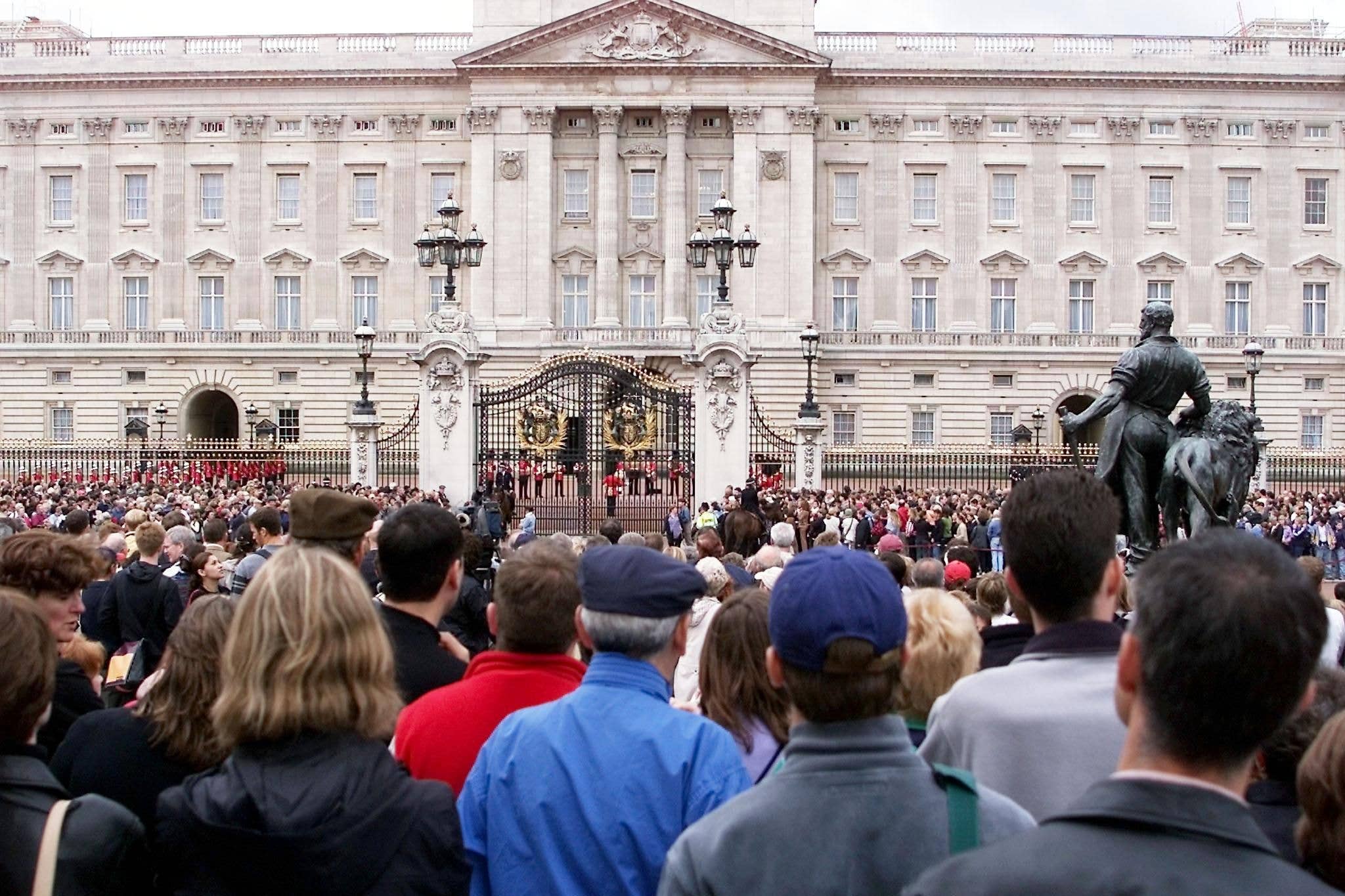 The American National anthem was performed during the Changing of the Guard on 9/13/2001, followed by a 2 minute silence