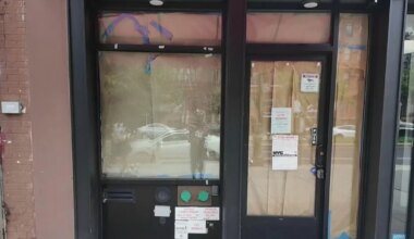 Harlem businesses face ups and downs amid storefront vacancies