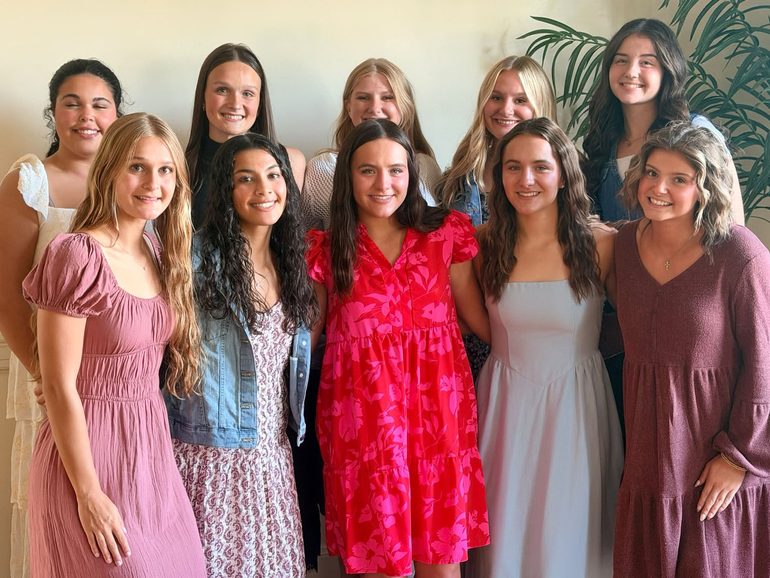 40th Ada Harvest and Herb Festival Queen’s Court Introduced – 95.3 WKTN – Your Region, Your Radio
