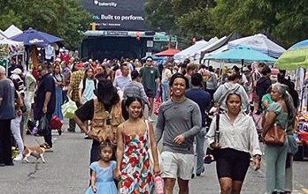 The crowds had a great time at the 31st Street Astoria Festival on August 30. Photos Carol Marino