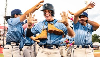 Heights' record-setting outburst vs. LA sets semifinal matchups