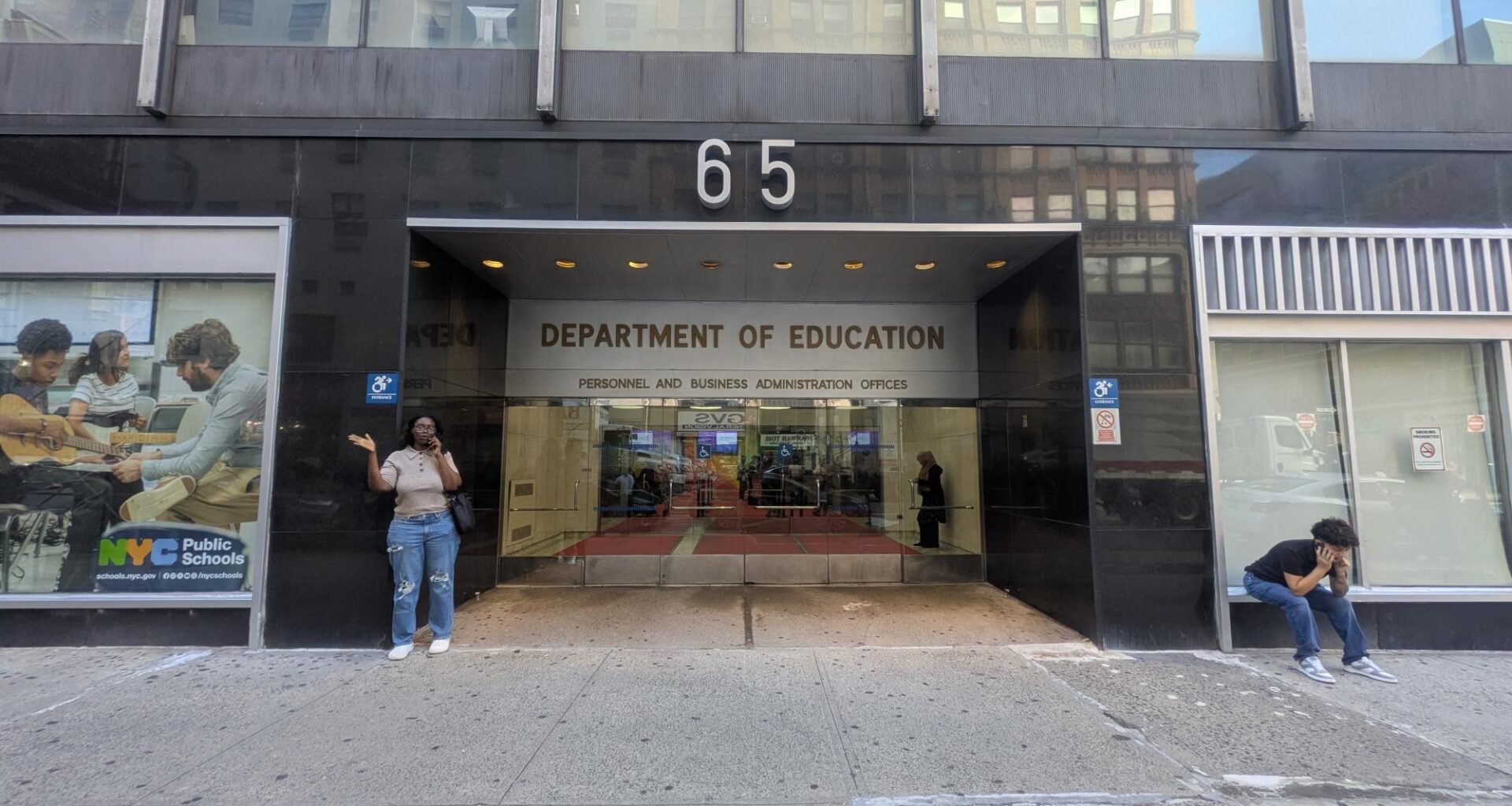 DOE bans AI in NYC elementary and middle schools
