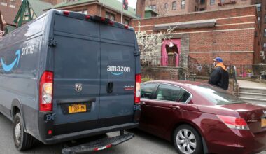 Labor group: Amazon-linked delivery trucks rack up thousands of tickets a year