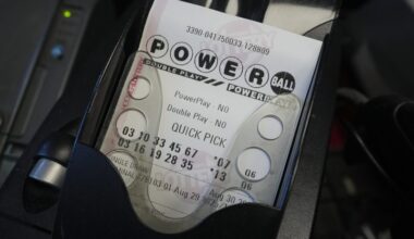 $100K winning Powerball ticket sold in Manhattan