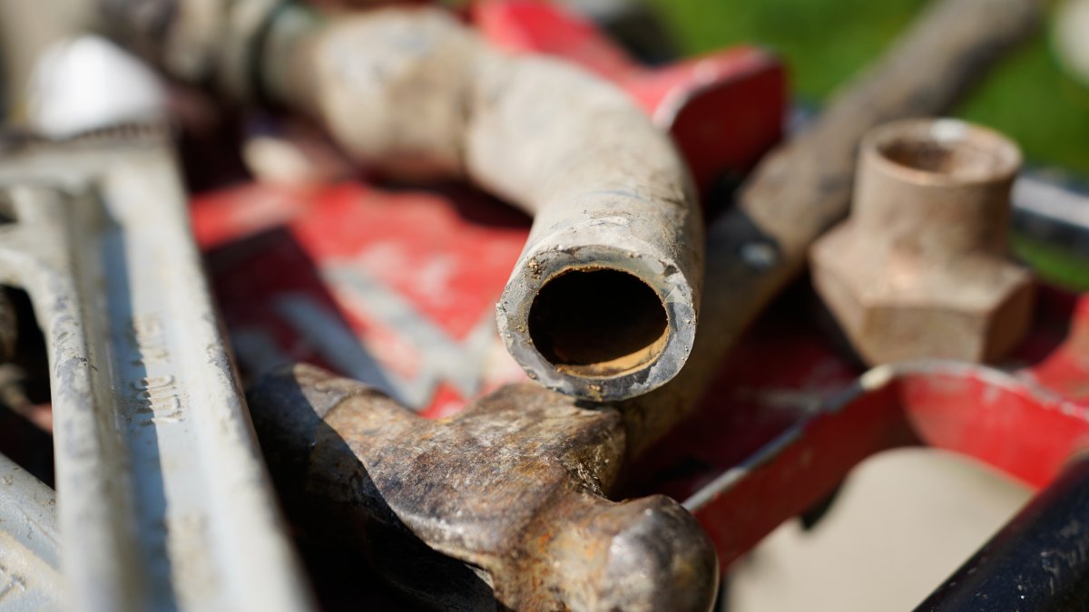 The push to remove lead pipes is on – NBC New York