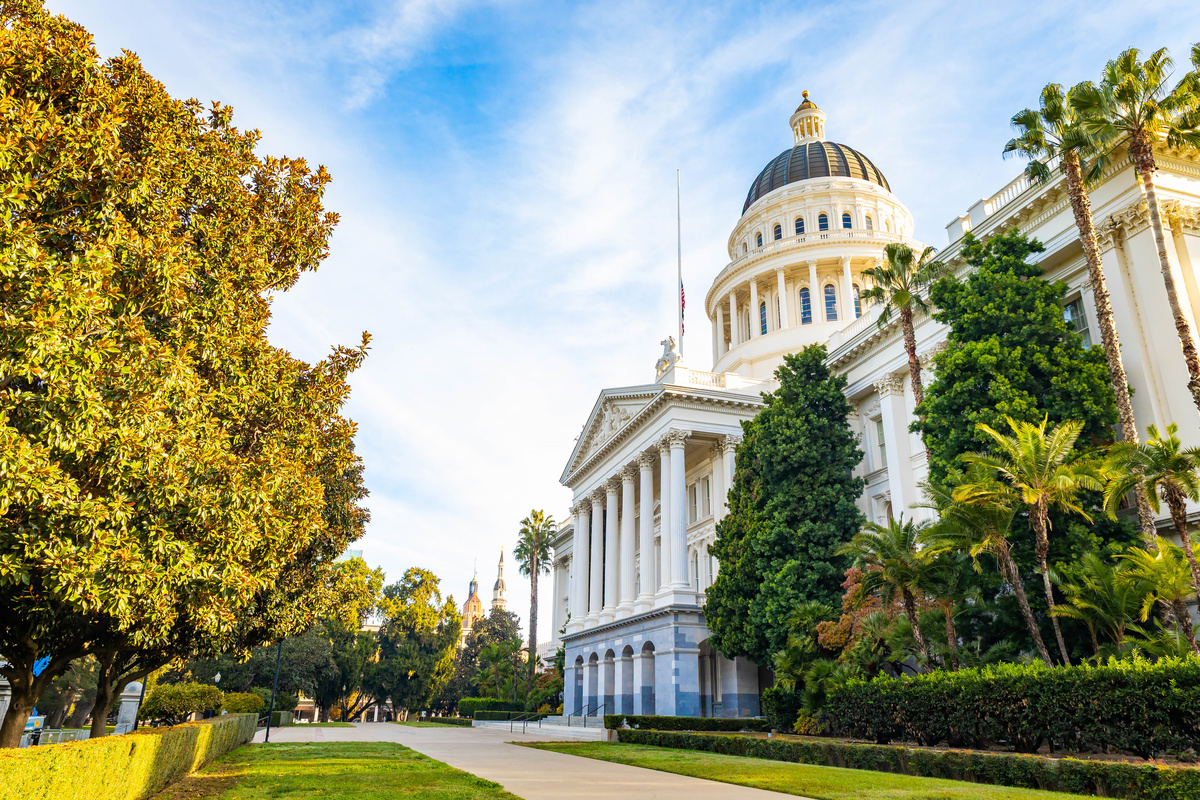 September 2026 Lobbying Compliance Deadlines & Renewals