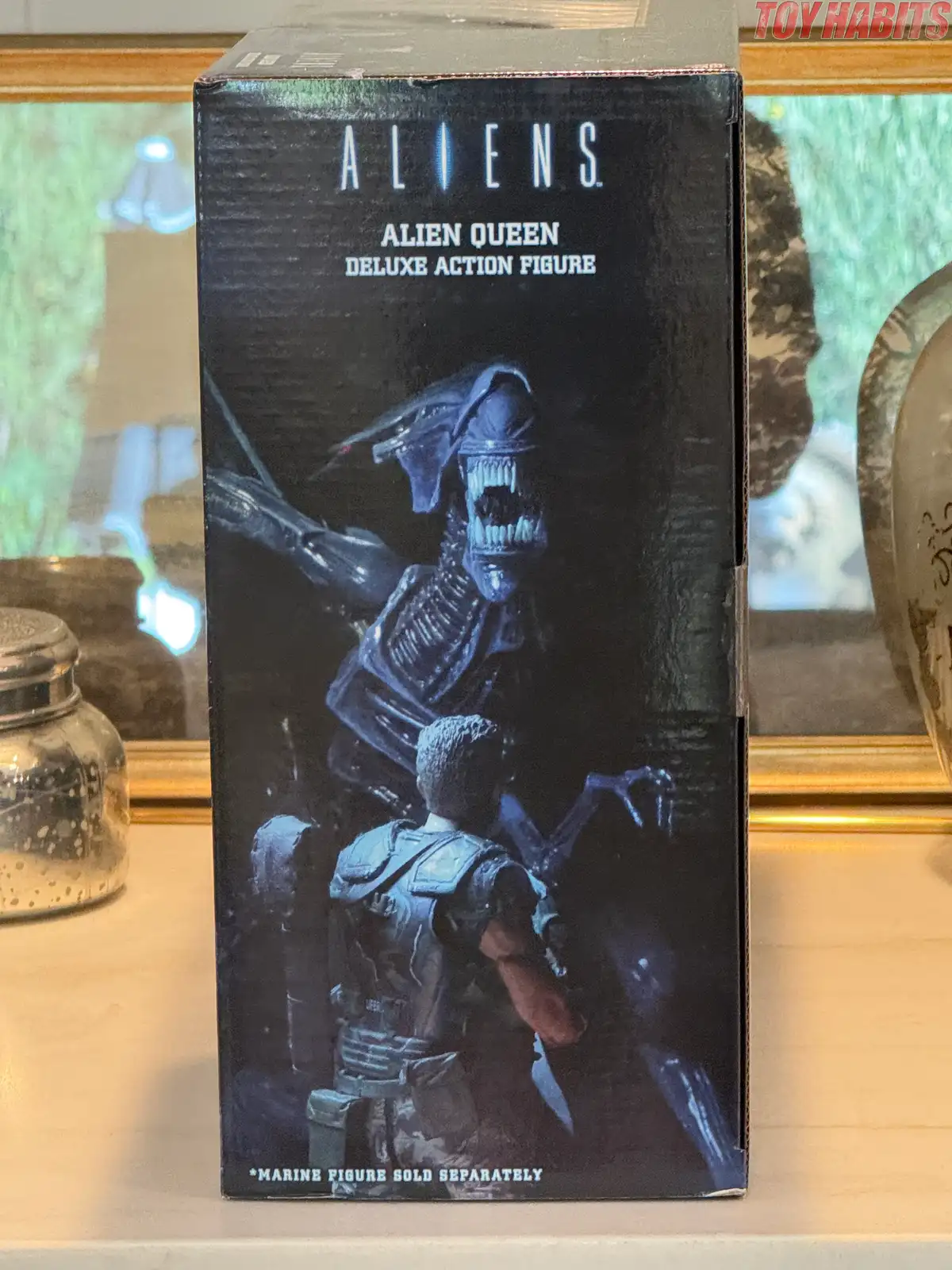 Aliens Xenomorph Queen NECA Deluxe Figure Review 1