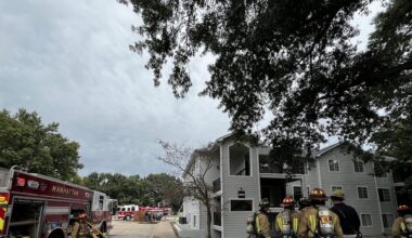 Kitchen fire at Manhattan apartment building displaces family of four