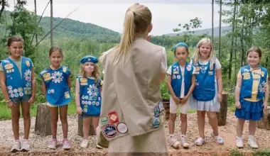This is a banner for a review of the documentary Cookie Queens. Image courtesy of the filmmakers.