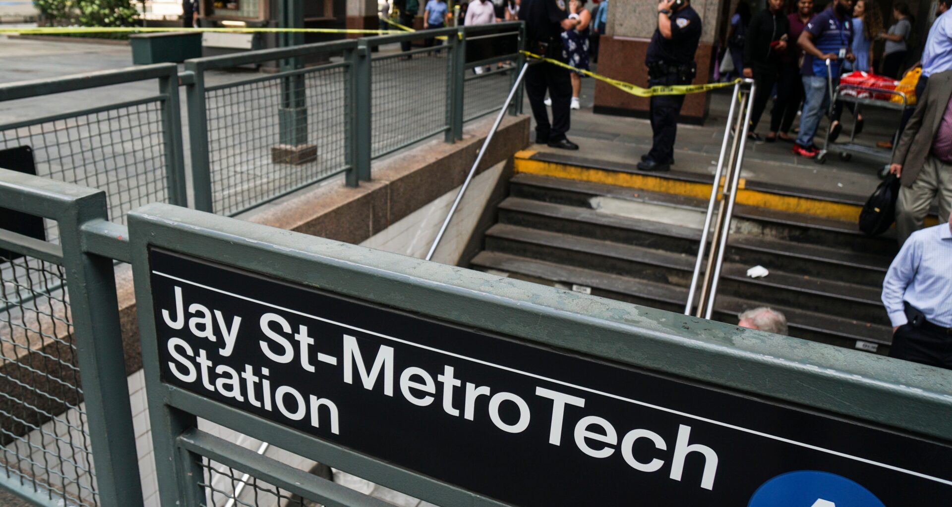 Woman arrested in subway stabbing in Brooklyn had fake gun in purse: cops