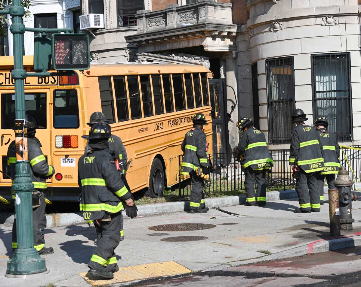 School bus smashes into Crown Heights apartment building, displacing 26 people • Brooklyn Paper