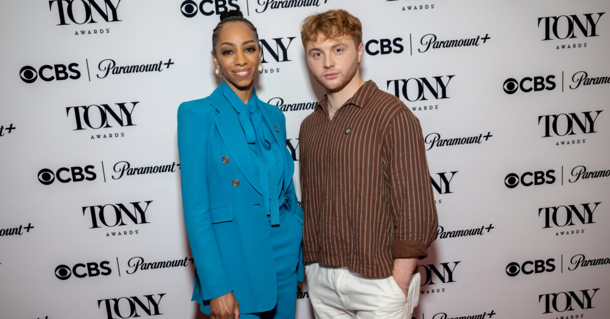 See the Cast of Two Strangers (Carry a Cake Across New York) Perform in the Times Square Subway Station
