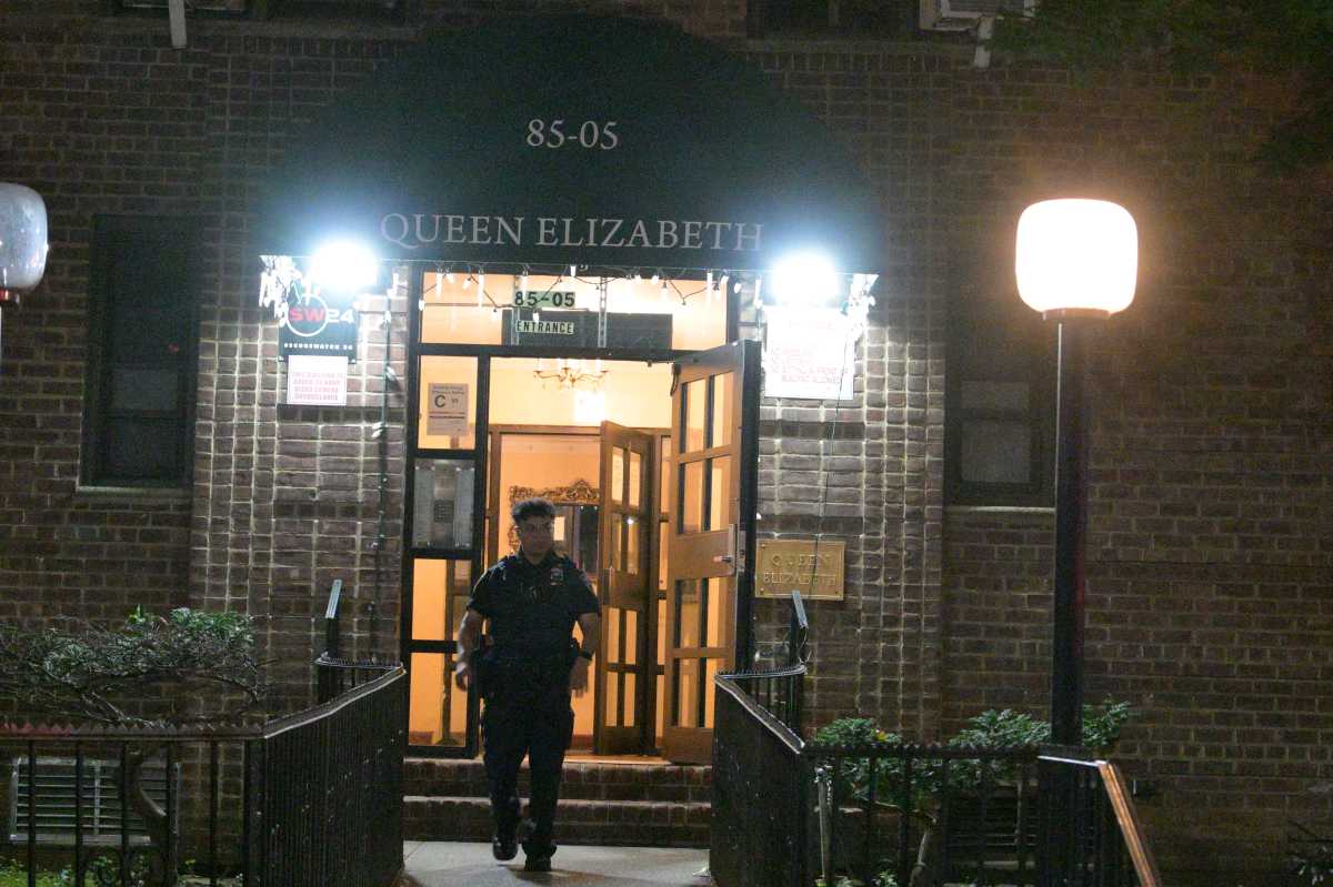 Cops arrived at the scene within minutes at the Queens Elizabeth apartments, just a half dozen blocks west of the precinct.