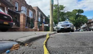 NYPD searches for suspects after deadly stabbing in Brooklyn – NBC New York