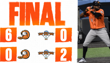 DUCKS SPLIT DOUBLEHEADER WITH FERRYHAWKS