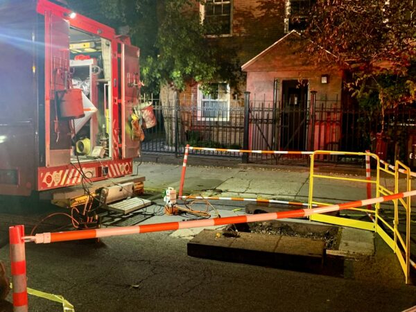 Con Edison set up a perimeter around the burnt transformer. Photo: Mary Frost/Brooklyn Eagle