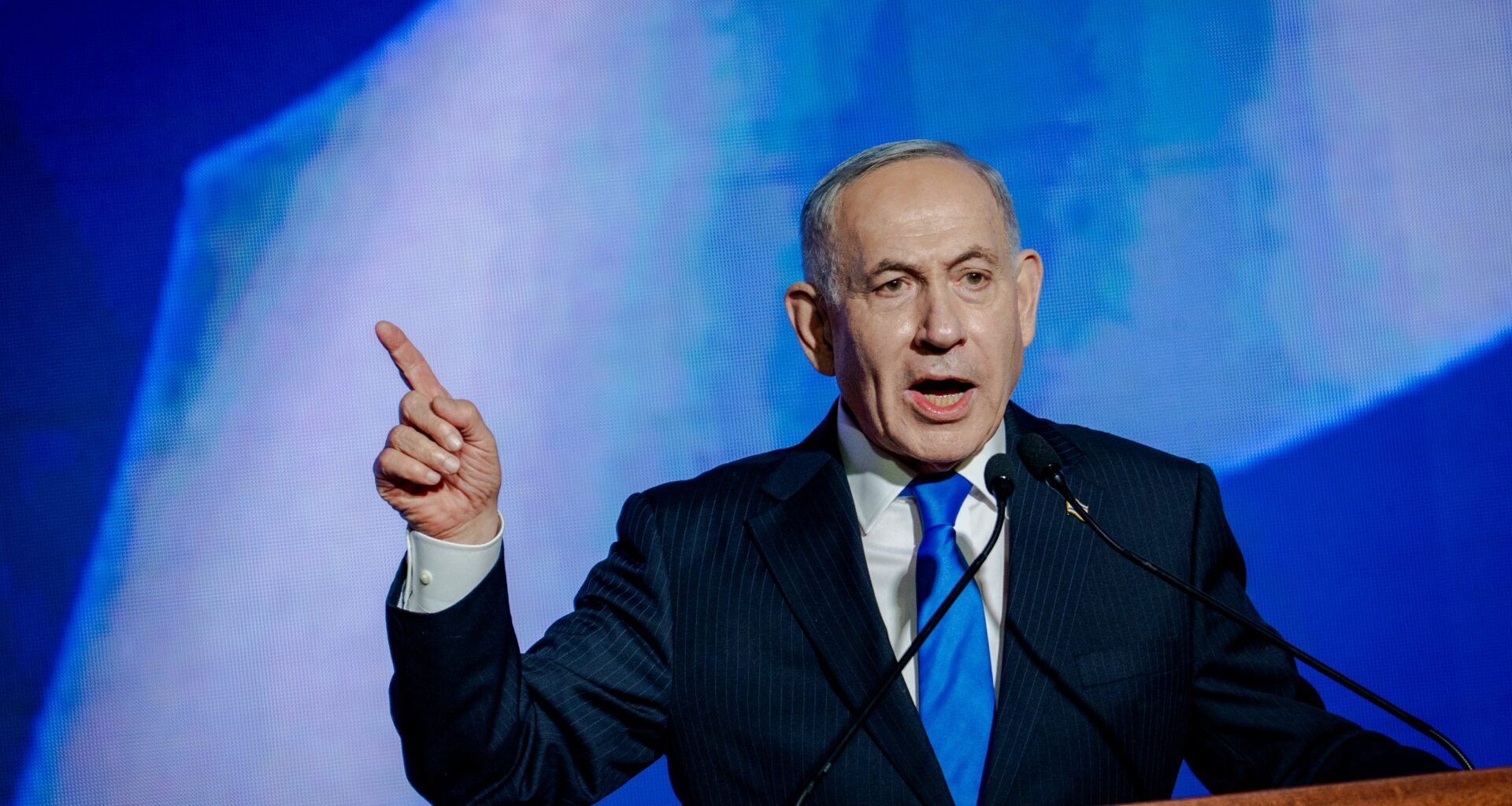 Three seen exiting manhole near NYC hotel where Netanyahu staying for UNGA