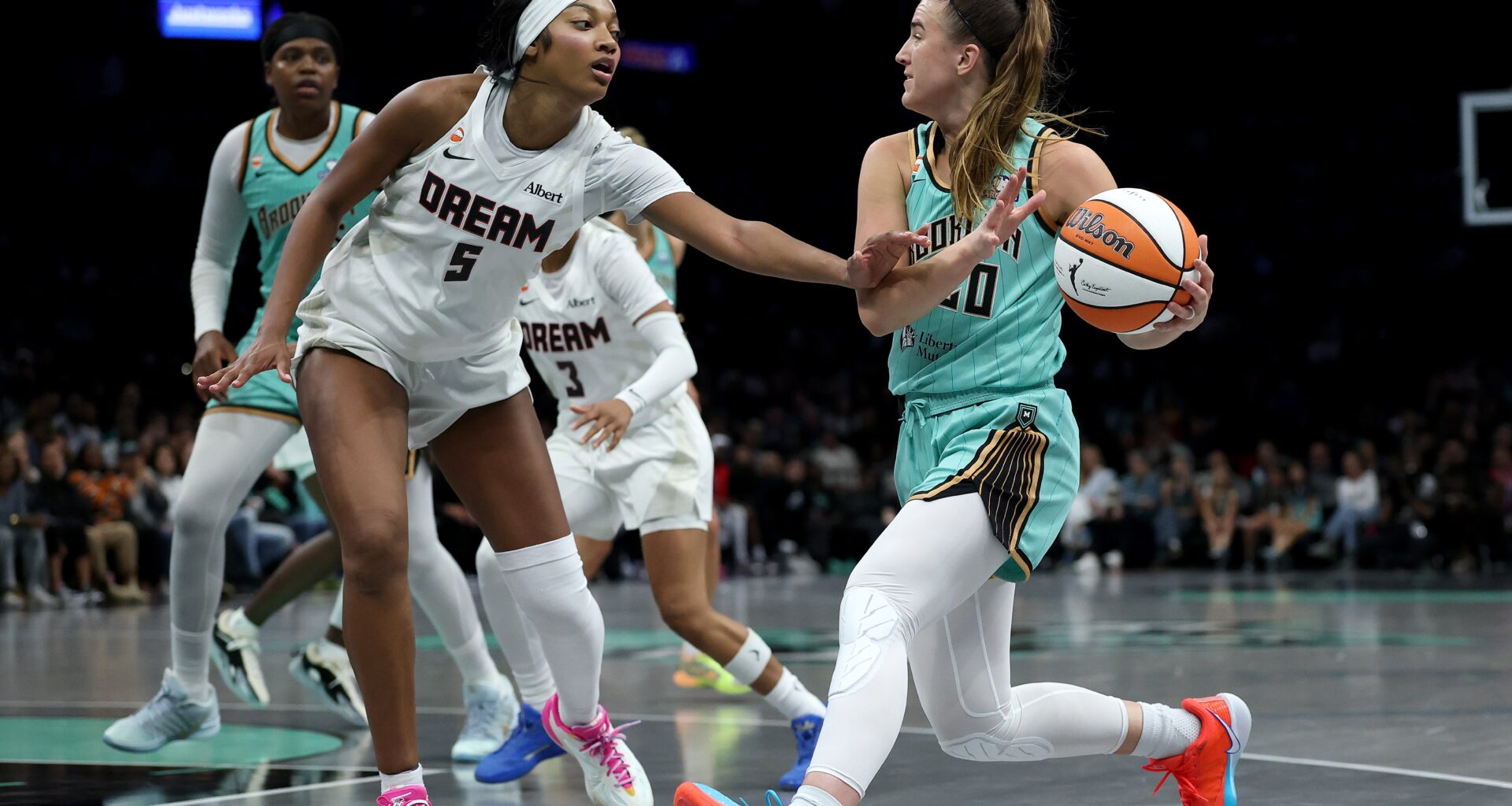 Atlanta Dream beat the New York Liberty 95-84, close in on a top-4 WNBA seed