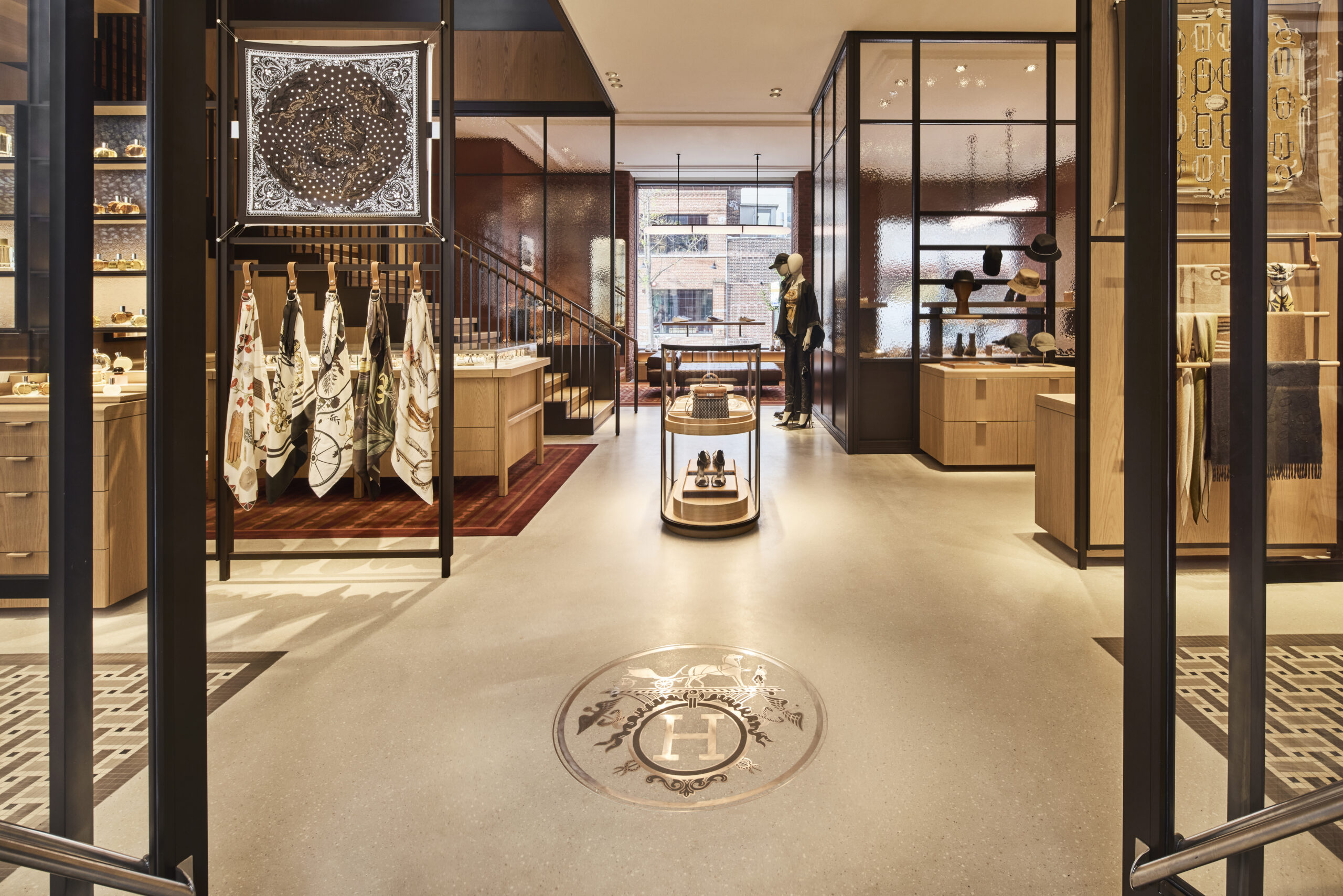 fashion-hermes-store-williamsburg-brooklyn-opening Hermès Williamsburg interior design with full product assortment