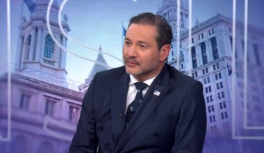 Republican candidate for comptroller Joe Hernandez speaks